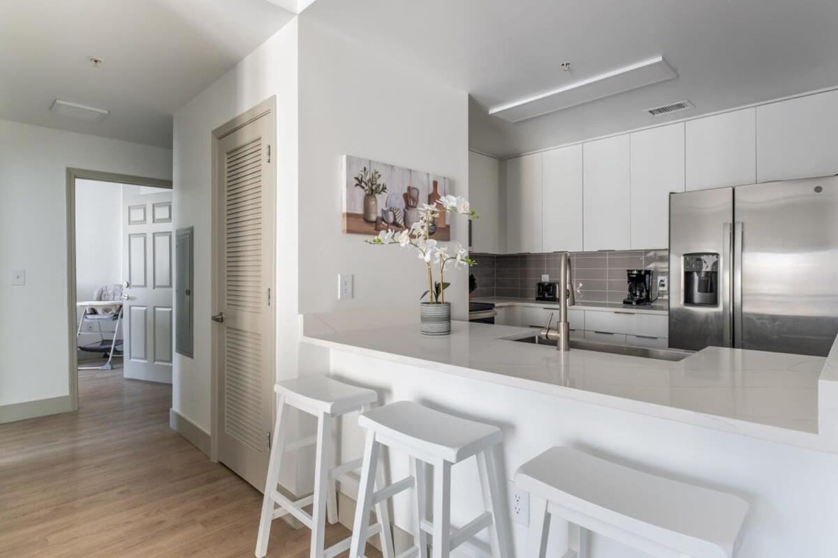 3Br Modern Downtown Apartment With Gym & Office Charlotte Eksteriør billede